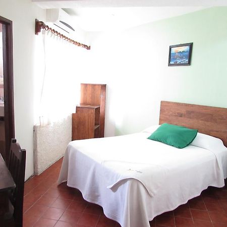 Hotel Puerto Piedra 埃斯孔迪多港 外观 照片