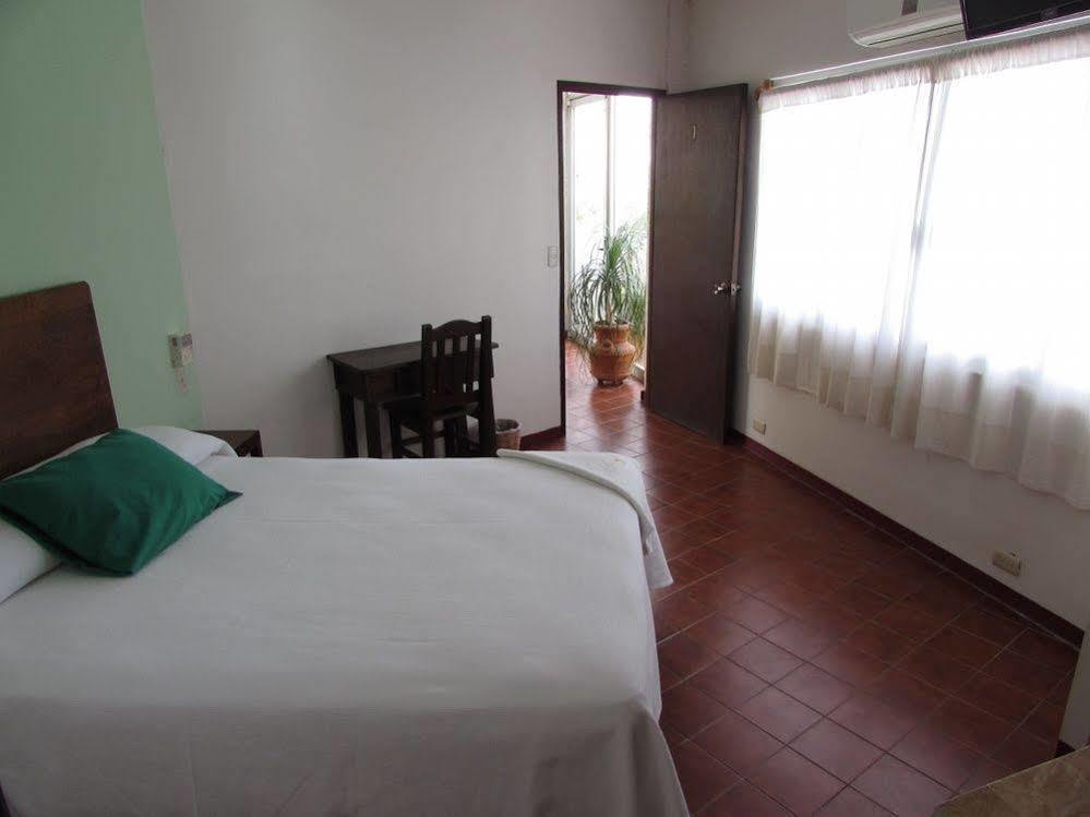 Hotel Puerto Piedra 埃斯孔迪多港 外观 照片